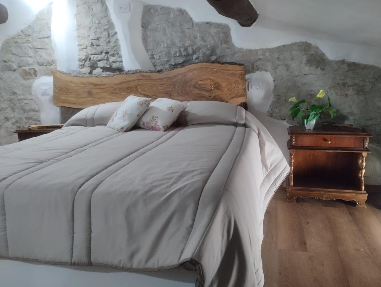 Dimora Forgione B&B - Pietrelcina Luaran gambar