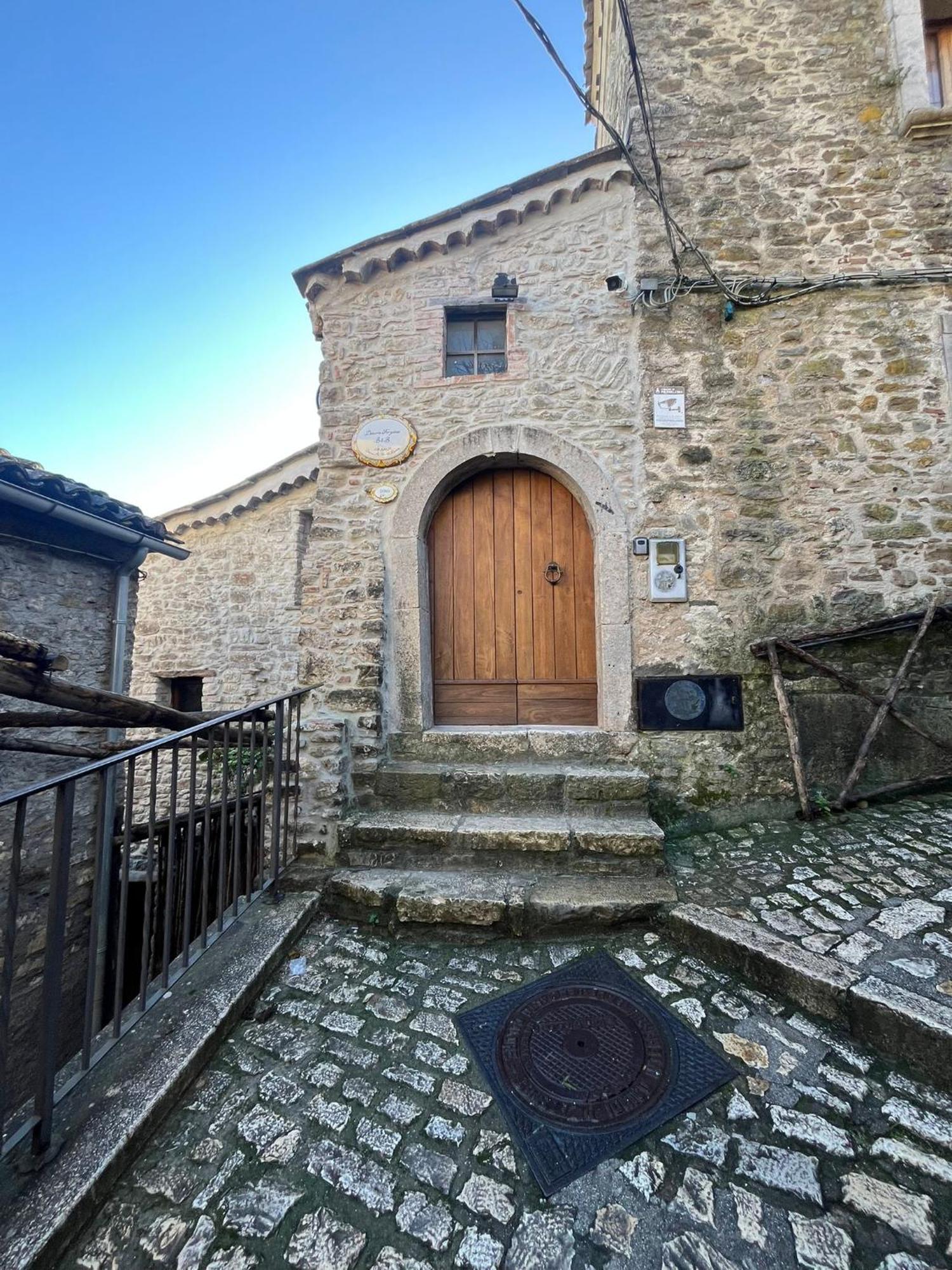 Dimora Forgione B&B - Pietrelcina Luaran gambar